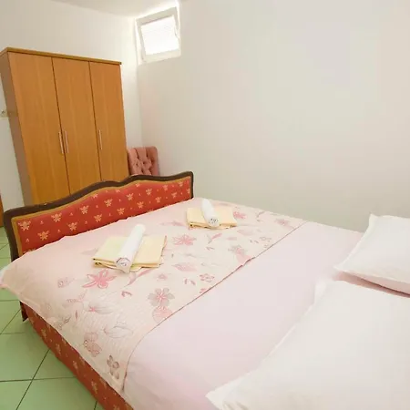 Srdjan Apartment Makarska